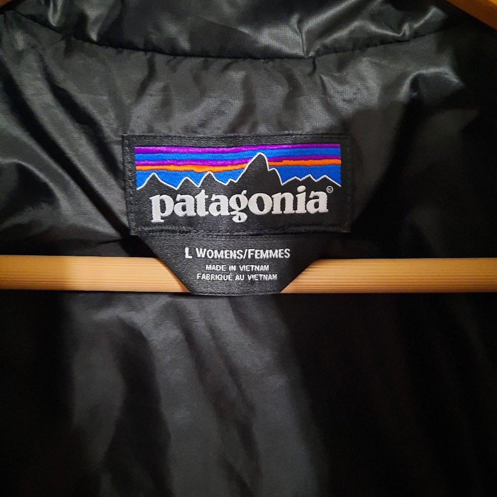 Black Patagonia Nano Puff Vest With Jack Daniels - Picture 5 of 9